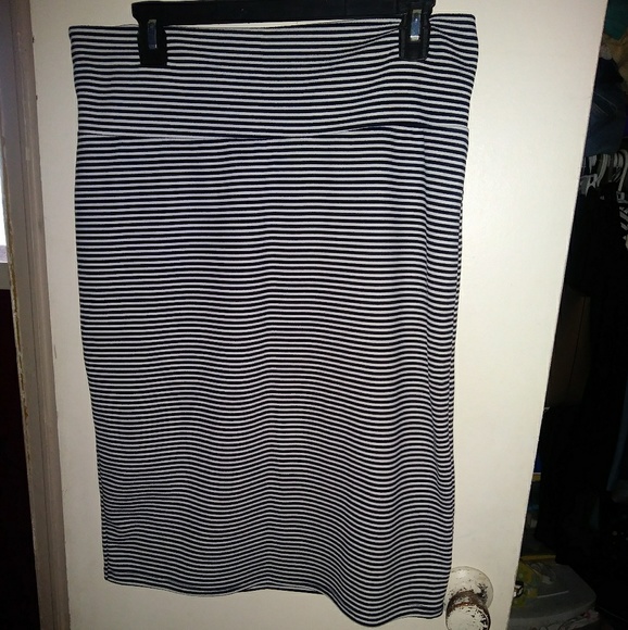 LulaRoe Striped midi skirt - Picture 1 of 3